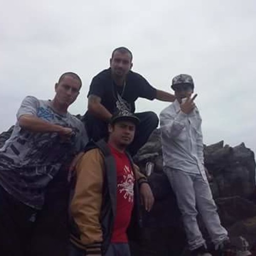 100 - Vlc Squad - Vo Escucha Nomas.....2015