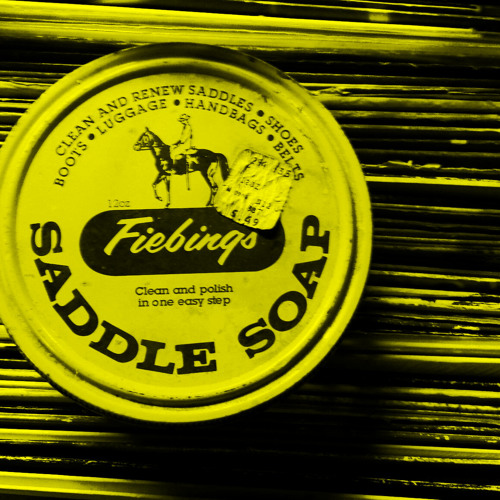 Buddy Leezle feat. Da Buze Bruvaz - Saddle Soap (rmx)