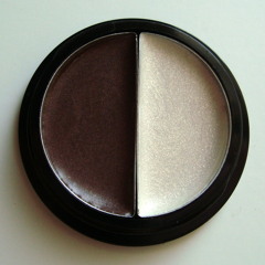 Heavy, The Bluebird - Coffee And Cream Mixtape - 04 FUTURISTIC SHIT (PRODUCED BY CHLOE ARIELAH)