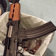 ggGiz Feat. Poke & Buthie Turn Em Down