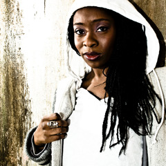 Iyeoka - Baba (an electro hypnotic trip to Africa) / Les Compos Inachevées . Remix 15 . 11-2014