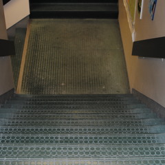 Les Escaliers Pas De Vie.MP3