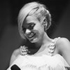 Lily Allen Somewhere Only We Know Live Mp3