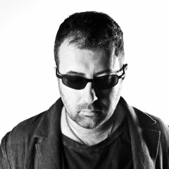 Dave Clarke Plays 'Roberto & Jamie Anderson - Corrugata - FAUK 002' on Whitenoise 481
