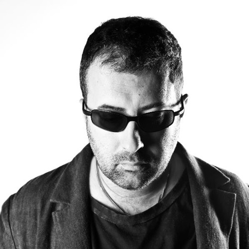 Dave Clarke Plays 'Roberto & Jamie Anderson - Corrugata - FAUK 002' on Whitenoise 481