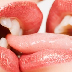 Carolina Dirty - French Kisses (feat. Spectac)