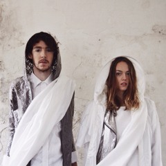 Stefany June & IX - Circle With Me