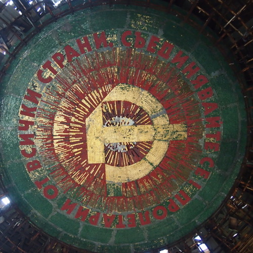 The Internationale slowed down 800%