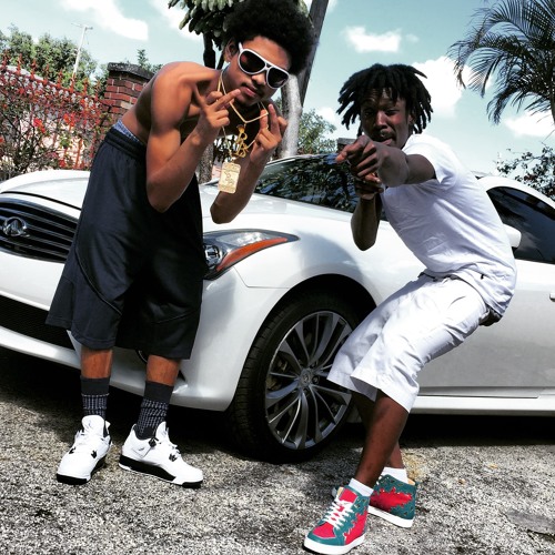 Pistol P ft. Money Kev pull up on yo block