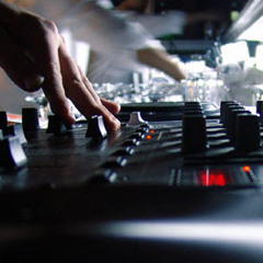 Essential House Radio #05