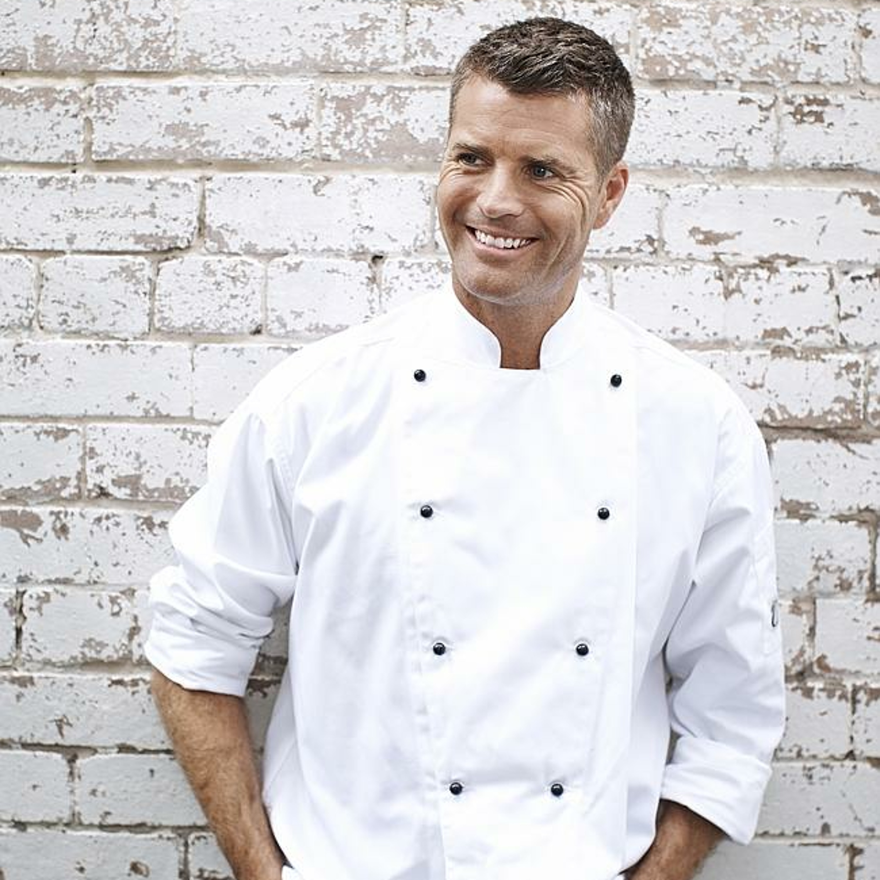 Chef Pete Evans - Special Guest on Episode 16 of Under The Bar Podcast episode artwork