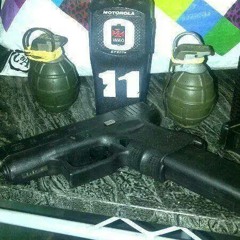 MONTAGEM - TREM BALA DO COMANDO VERMELHO [ PENHA NOVA HOLANDA ] [ DJ RN DA NH ]