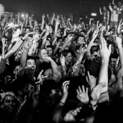 Tsunami, London - 28.02.2015