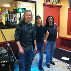 Pitch Black  Performing  Aerosmith's  " Mama Kin "