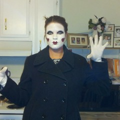 She's Different - FT. Chris imd (DRUMS), Ronnie Duckworth(lead Guitar), Paul Bennett (Bass)