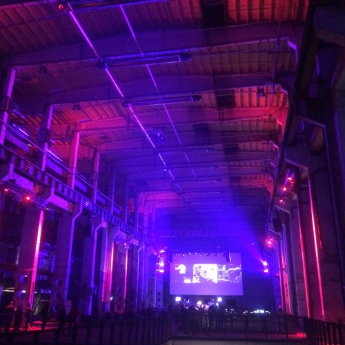 Phill Niblock & Thomas Ankersmit - Surge (excerpt, live at MaerzMusik)