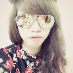 1 đoàn tàu đến từ triều châu .. người đi đầu là gái lài tàu .. lên ên ên :))))))