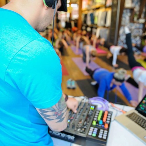 Techtonics 044 (LIVE For Endorphin Flow 'n Joe @ Lululemon Athletica) - 4/1/15
