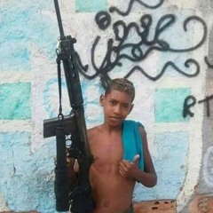 MONTAGEM TREM BALA DO COMANDO VERMELHO 2015 PENHA CONEXÃO NOVA HOLANDA