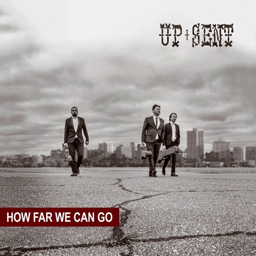 үлкен кеуделі жалаңаш әйелдер