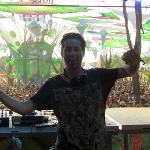 Interview with M-THEORY | In Focus | 31/03/2015