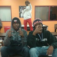 T-Rose ft Stuff Tha Kidd & D-roc & JuJu -WE LIVIN-