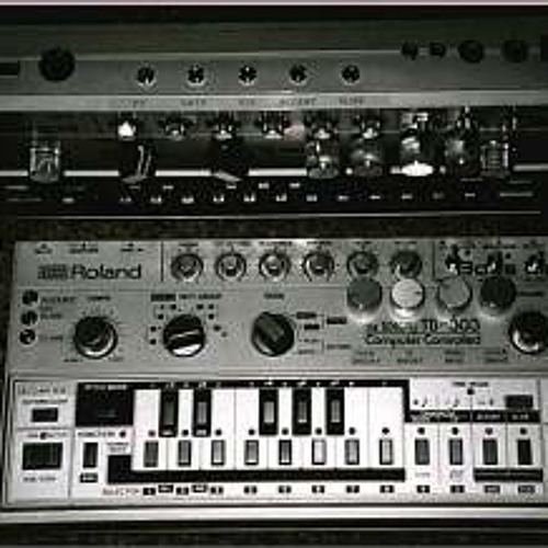 Tr909+tb303=The Sound Of Acid Techno.