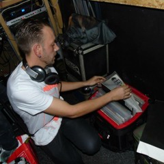 deejay chris dixx