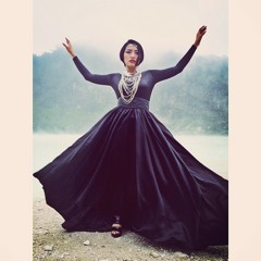 Yassovi  - Aku Ini Punya Siapa