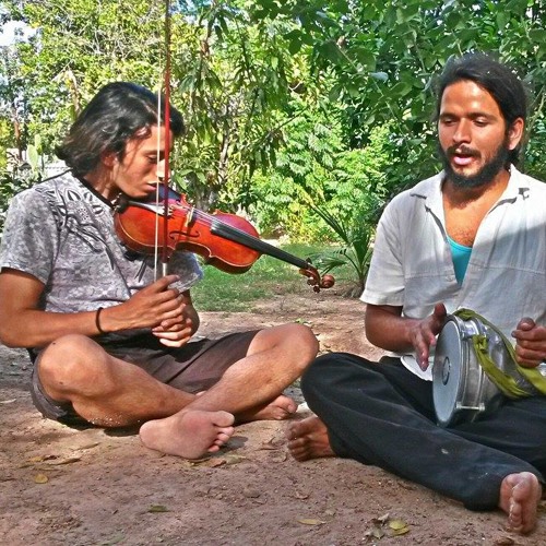 Mano Resonante (Feat. Amrit Santokh)