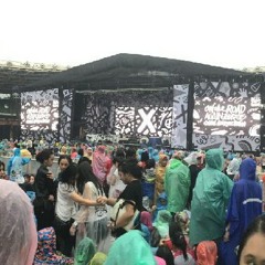 One Direction You and I (-Zayn) at On The Road Again #OTRA Tour Jakarta