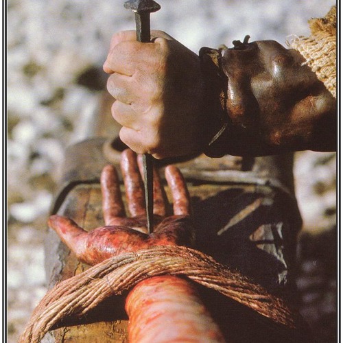 تسلم ايادى الاله