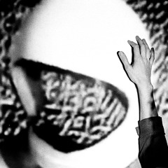 Cruz Oe - April Podcast