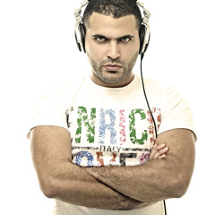 Michael Woods vs Dave Schiemann - The Heartless Pit (Archangel Mashup) [Free Download]