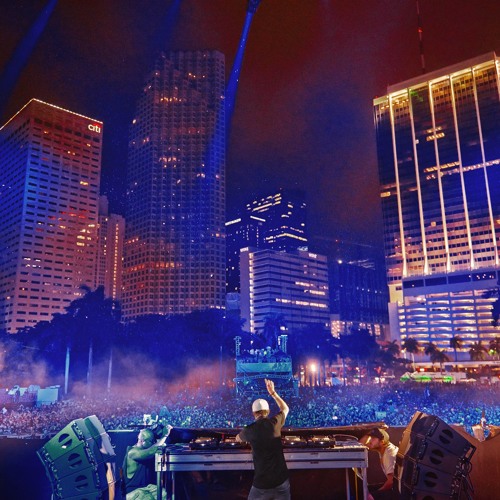 Avicii - Ultra Music Festival 2015