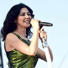 Marina and the Diamonds - Blue (Live at Coachella April 12th 2015))