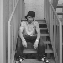 06 Lovin' This Freestyle Feat. Rey Murph