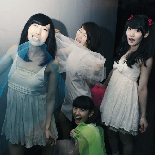 Swallow Maze Paraguay (demo short ver.) / 校庭カメラガール by tapestok records