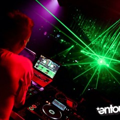 LOFT Saturday Home lincoln