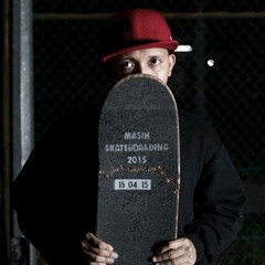 Masih Skateboarding 2015