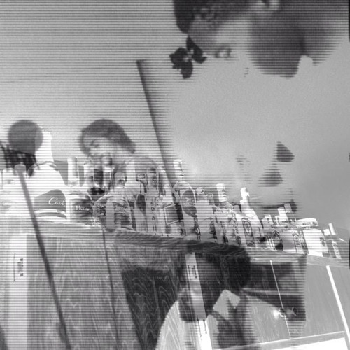 SpilledMyJuice Ft. Malik Burgers & Rob $tone