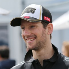 Romain Grosjean answers fan questions at the Bahrain Grand Prix
