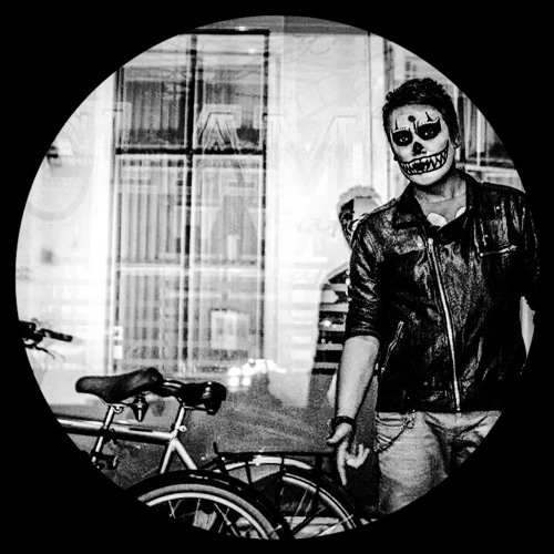 Monoteck - Destroy (Original Preview) (Played many times by Richie Hawtin and many more )