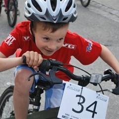 PLSH - Tour of Norway For Kids (Å Fy) [feat. Småunga fra Tour of Norway]