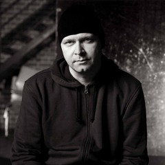 Michael Kiske - Run To The Hills (acoustic Elvis version, Iron Maiden cover)