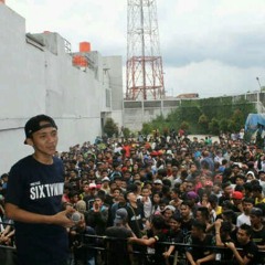 Loading roots at Studio music pratama