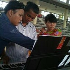 Jikustik "puisi"#belajar at Sma maringqn