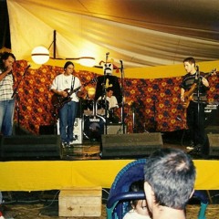 Mariachi Y Los Cucarachas