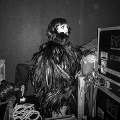 Occhi bassi serenade (feat. Maria Antonietta)