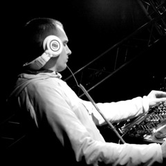 Stephen Oaks Feat Snoop Dogg - Speed Of Sound (DJsm Bootleg).MP3